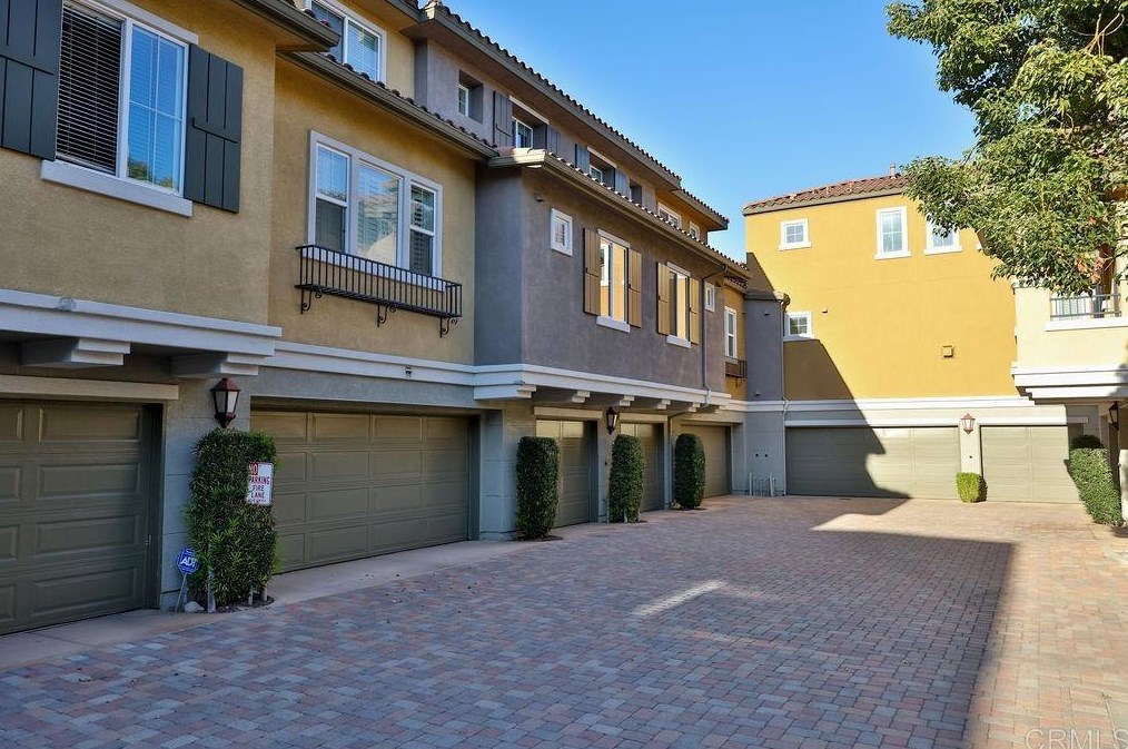 32 Via Sovana, Santee, CA 92071