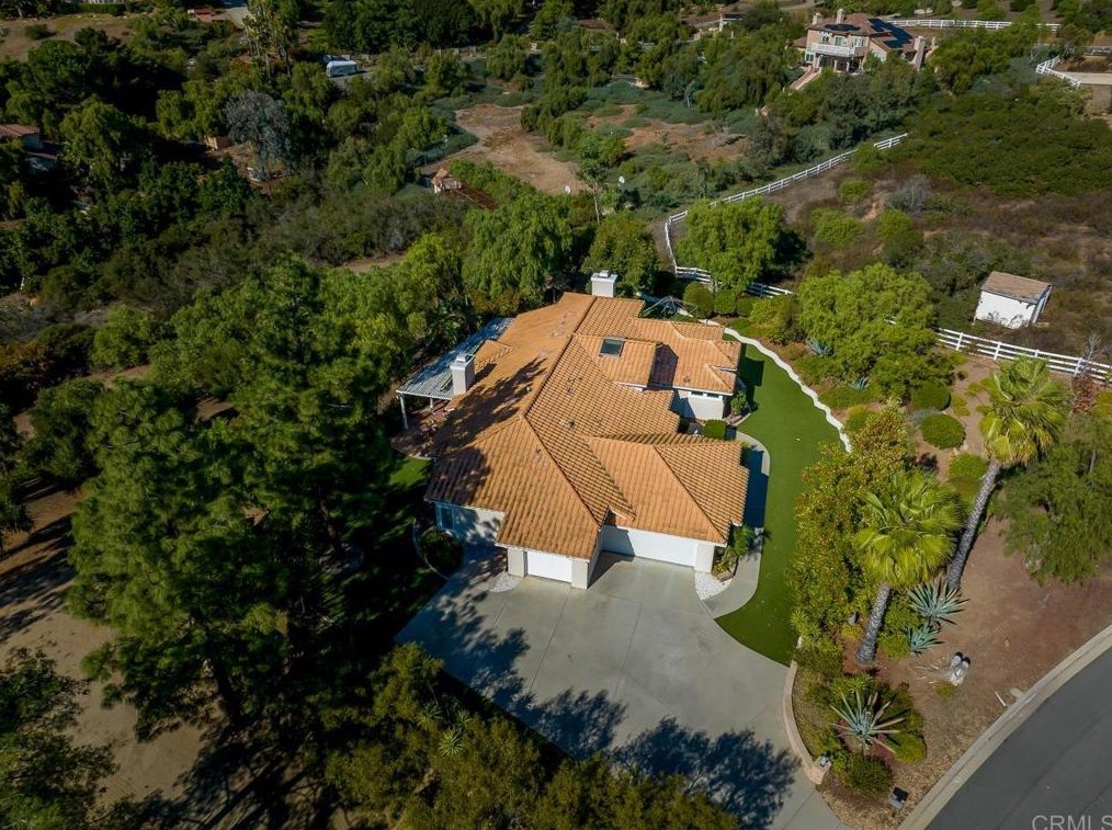 3762 Hidden Ridge Rd, Jamul, CA 91935