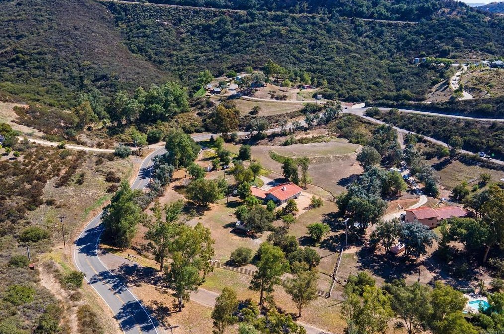 15450 Lawson Valley Rd, Jamul, CA 91935