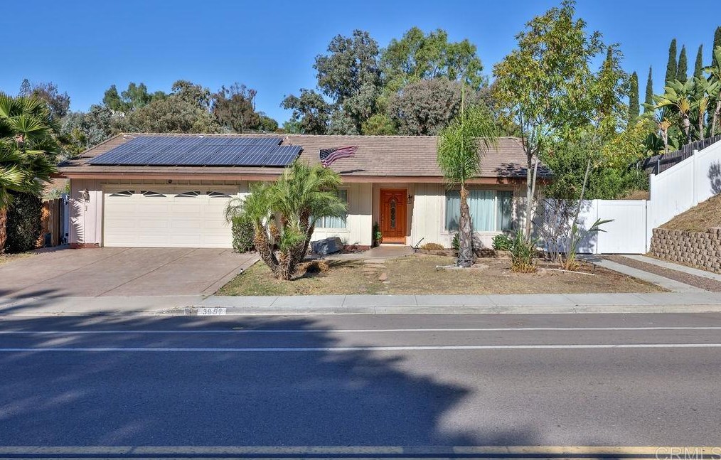 3957 Corral Canyon Rd, Bonita, CA 91902