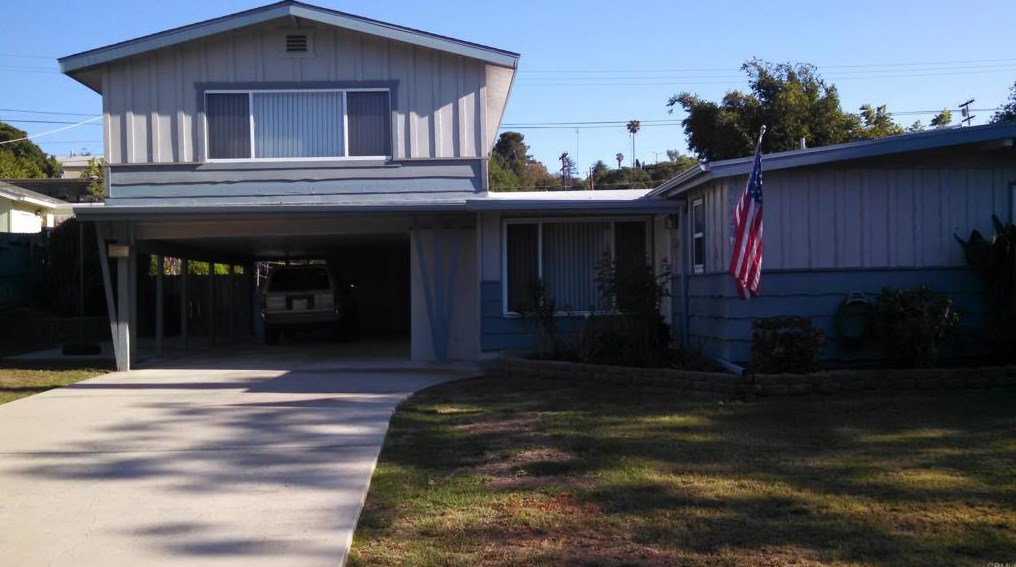 10429 Don Pico Rd, Spring Valley, CA 91978-1019