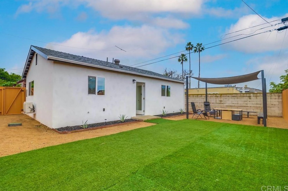 1086 Madison Ave, Chula Vista CA  91911-1614 exterior