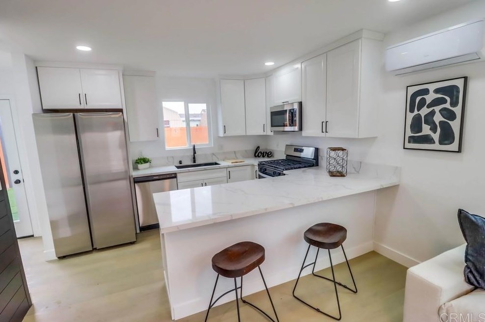 1086 Madison Ave, Chula Vista CA  91911-1614 exterior