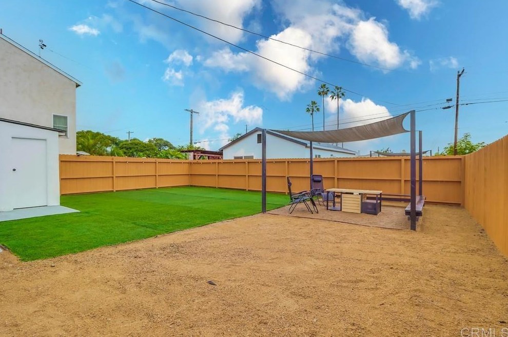 1086 Madison Ave, Chula Vista CA  91911-1614 exterior