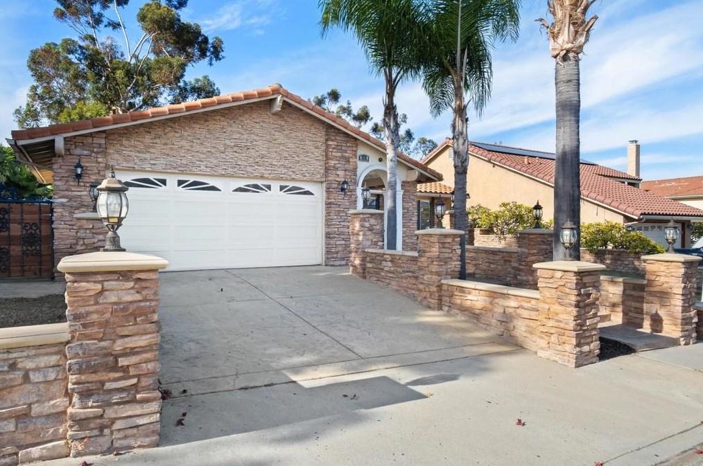 819 Arroyo Pl, Chula Vista, CA 91910-6520
