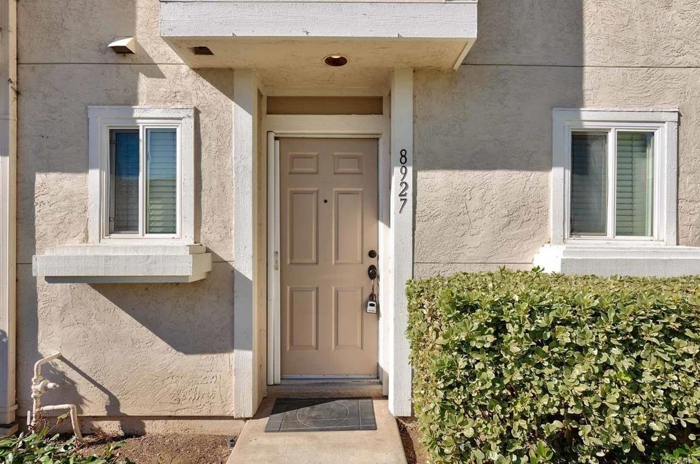 8927 Windham Ct, Spring Valley, CA 91977