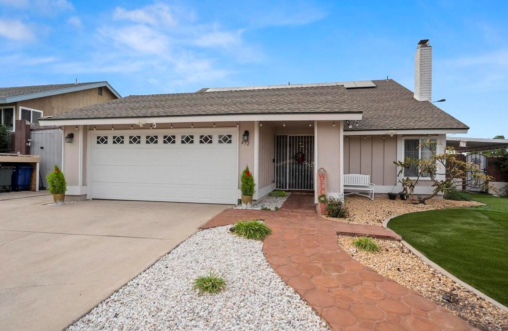 412 Prather Pl, Spring Valley, CA 91977-5843