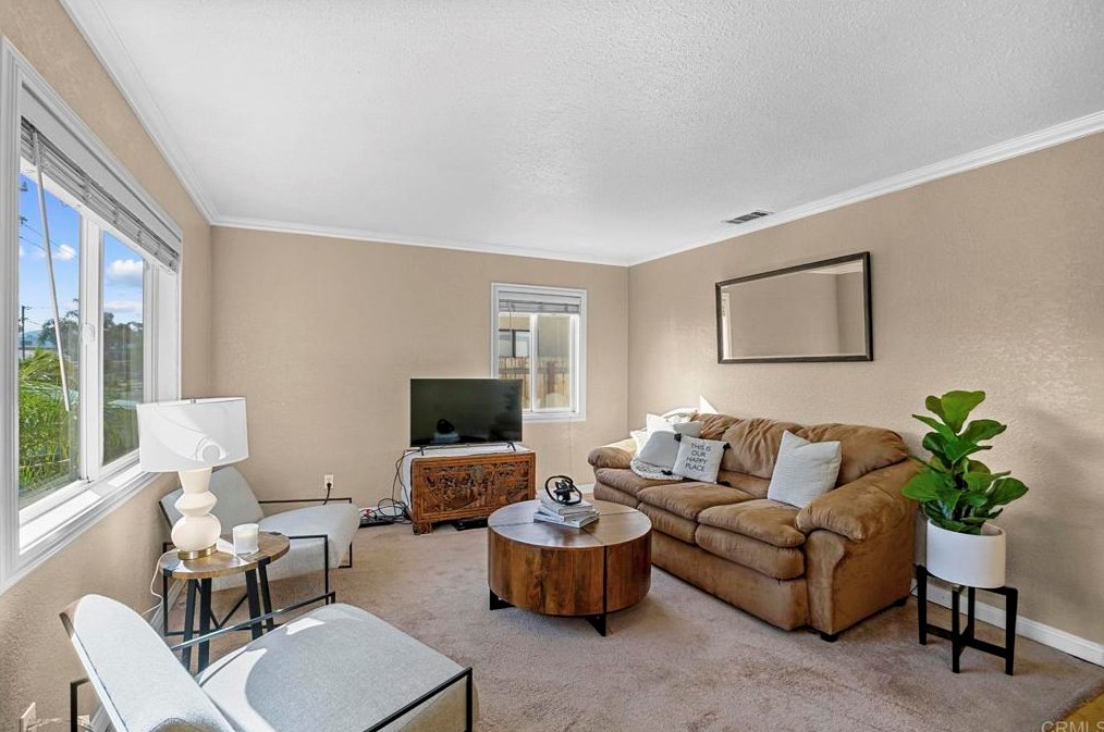 524 Pierce St, El Cajon, CA 92020-3044