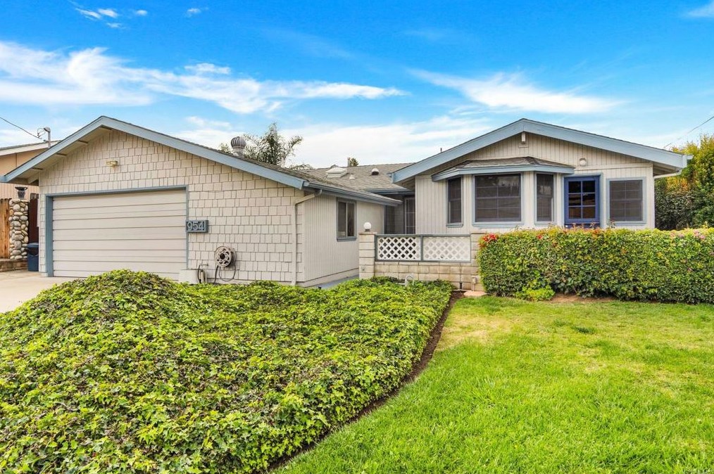 954 Cosmo Ave, El Cajon, CA 92019-3432
