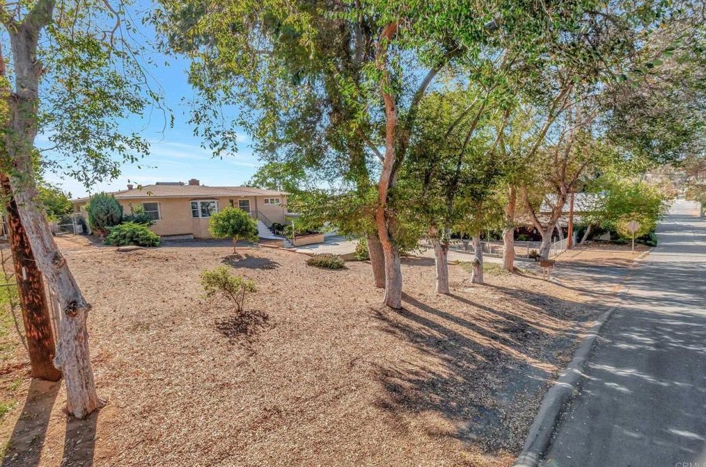 8767 Mariposa St, La Mesa, CA 91941