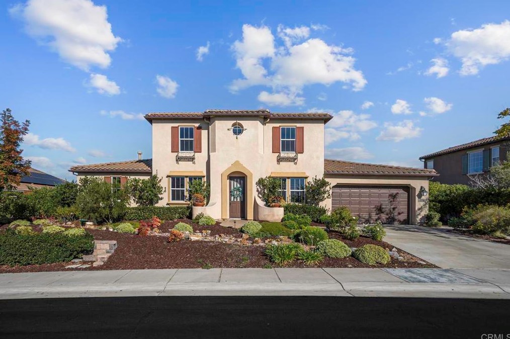7231 Ocotillo St, Santee, CA 92071