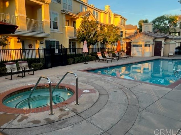 2711 White Pine Ct, Chula Vista CA  91915-1717 exterior