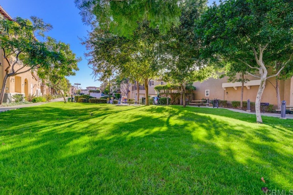 2355 Calle Sabroso, Chula Vista CA  91914-4088 exterior