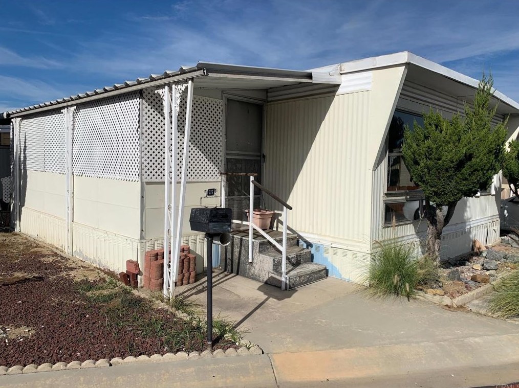 8301 Mission Gorge Rd #326, Santee, CA 92071