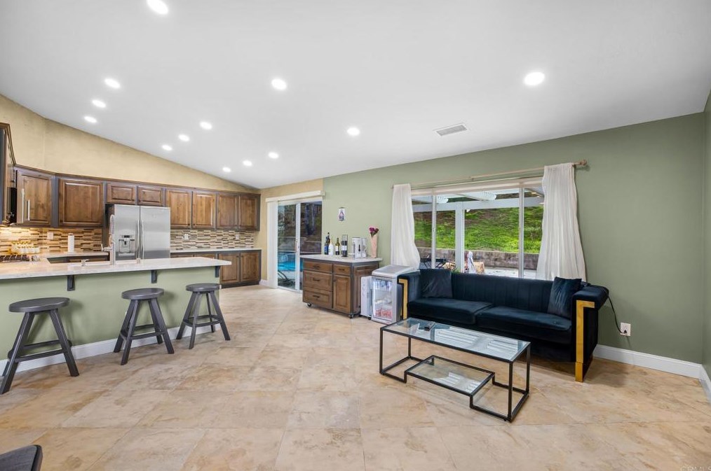 8345 County Dr, El Cajon CA  92021-8823 exterior