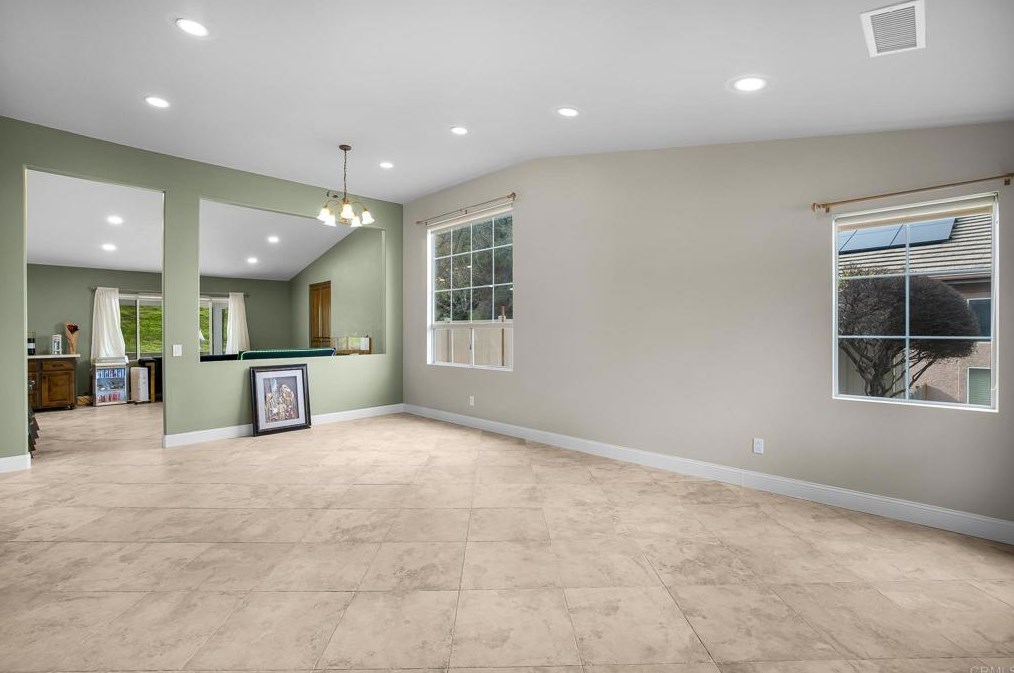 8345 County Dr, El Cajon CA  92021-8823 exterior