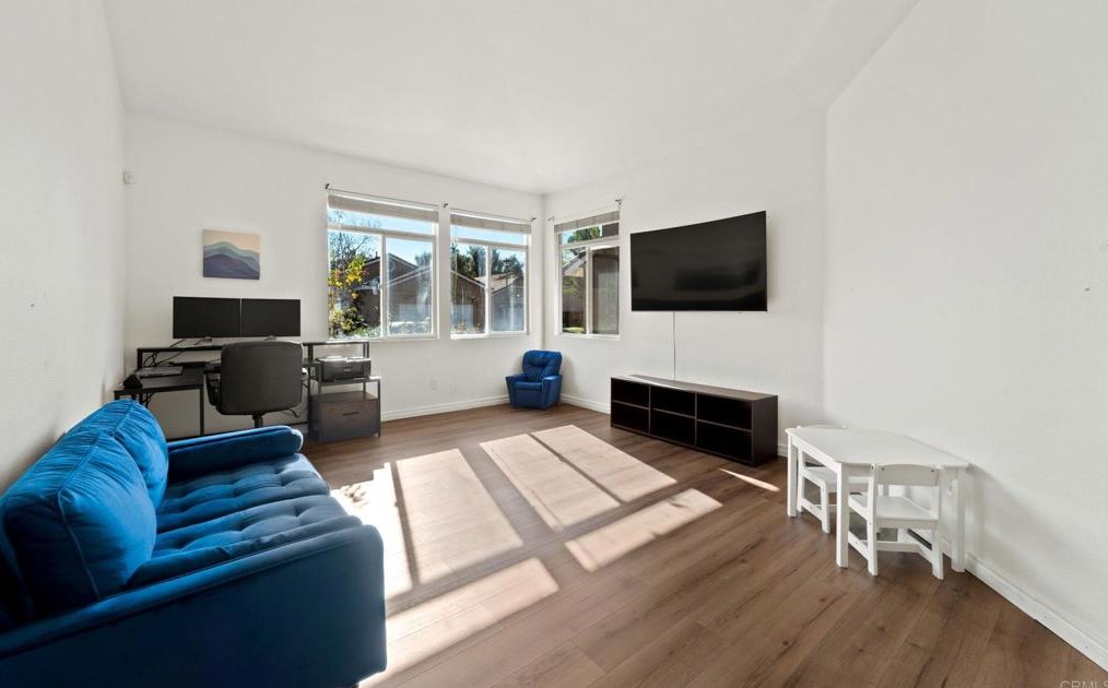 8944 Platanus Pl, Escondido, CA 92026
