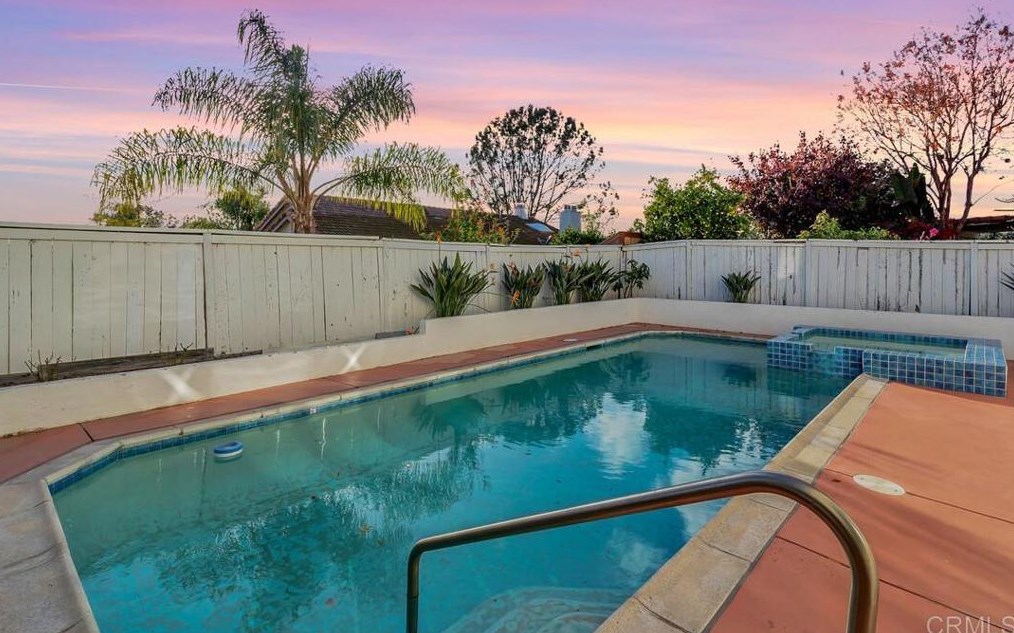 1371 Corte Paguera, Oceanside, CA 92057