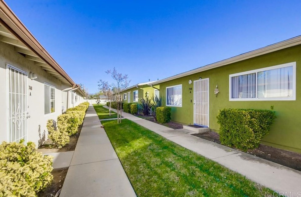 756 S Anza St #a, El Cajon, CA 92020
