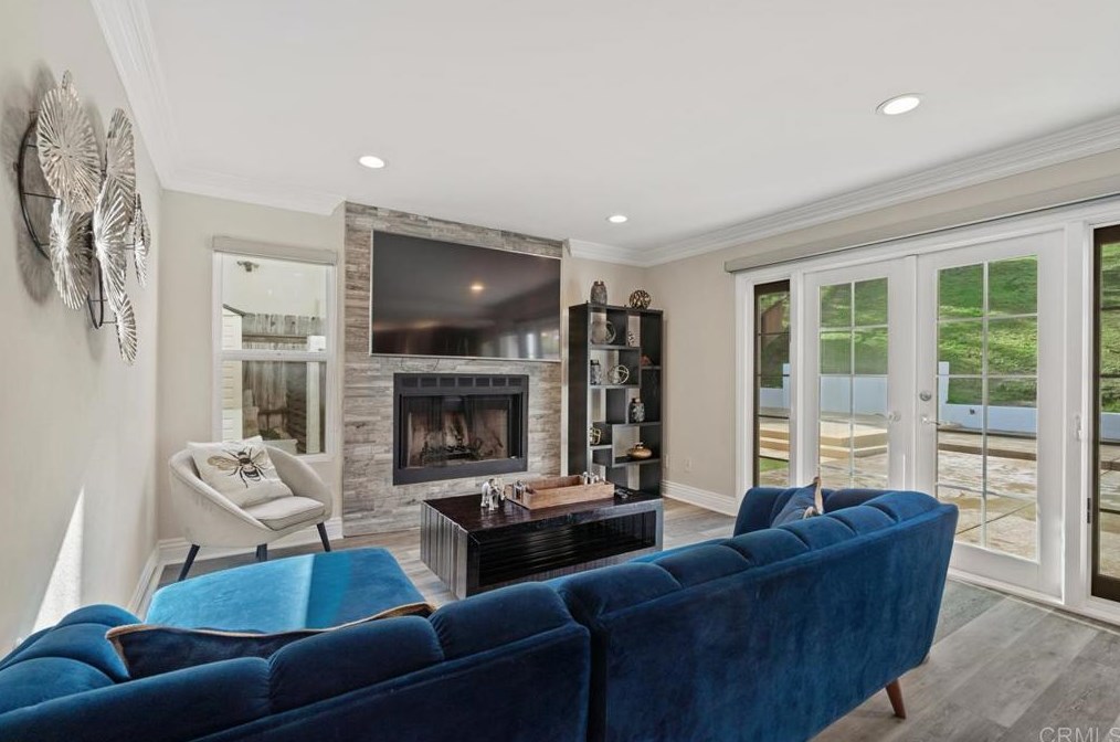 600 Redlands Pl, Bonita CA  91902-4014 exterior