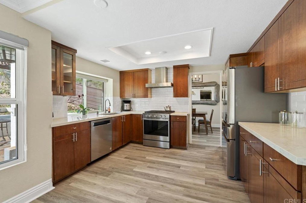 600 Redlands Pl, Bonita CA  91902-4014 exterior