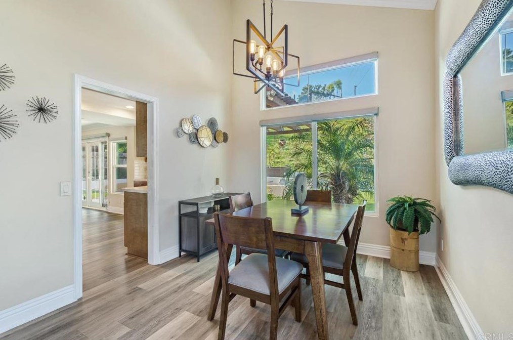 600 Redlands Pl, Bonita CA  91902-4014 exterior