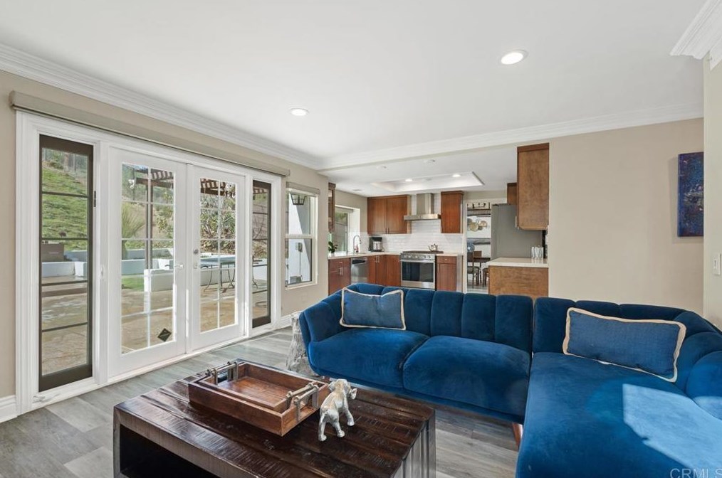600 Redlands Pl, Bonita CA  91902-4014 exterior