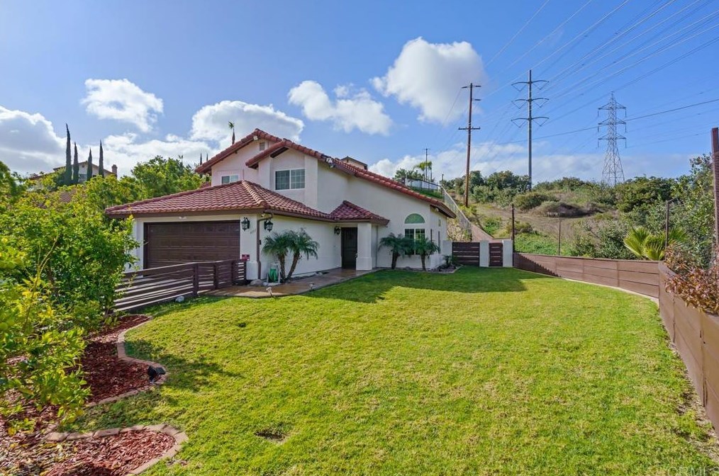 600 Redlands Pl, Bonita CA  91902-4014 exterior