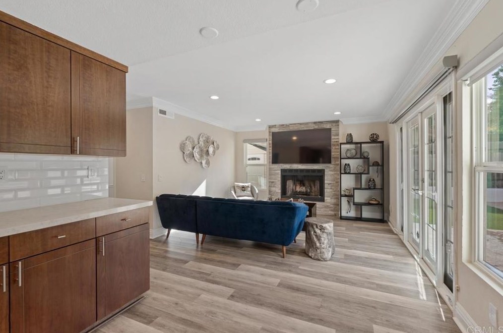 600 Redlands Pl, Bonita CA  91902-4014 exterior