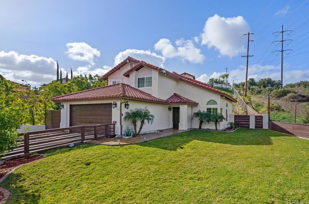 600 Redlands Pl, Bonita CA  91902-4014 exterior
