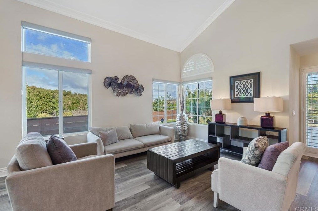 600 Redlands Pl, Bonita CA  91902-4014 exterior