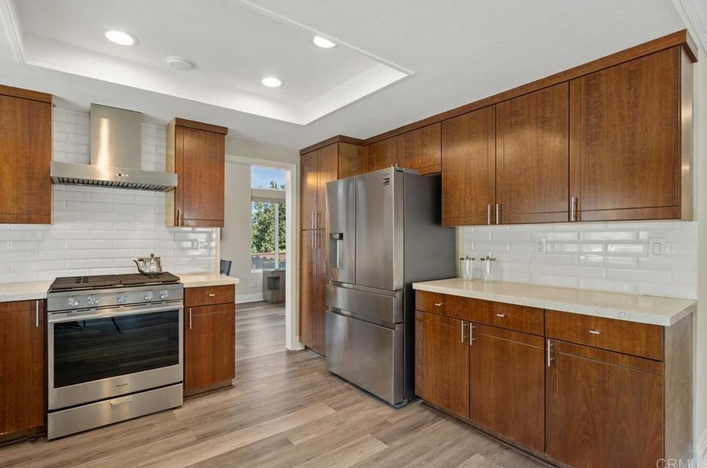 600 Redlands Pl, Bonita CA  91902-4014 exterior