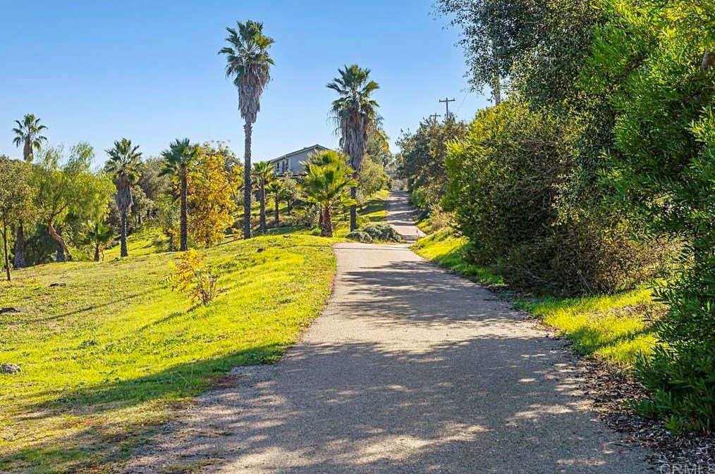 17053 Quail Crossing, Ramona, CA 92065