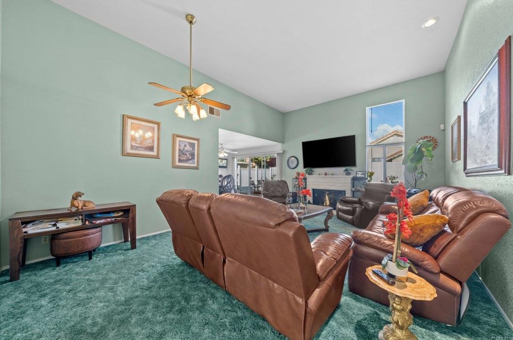 2616 Las Brisas Way, Hemet CA  92545-1580 exterior