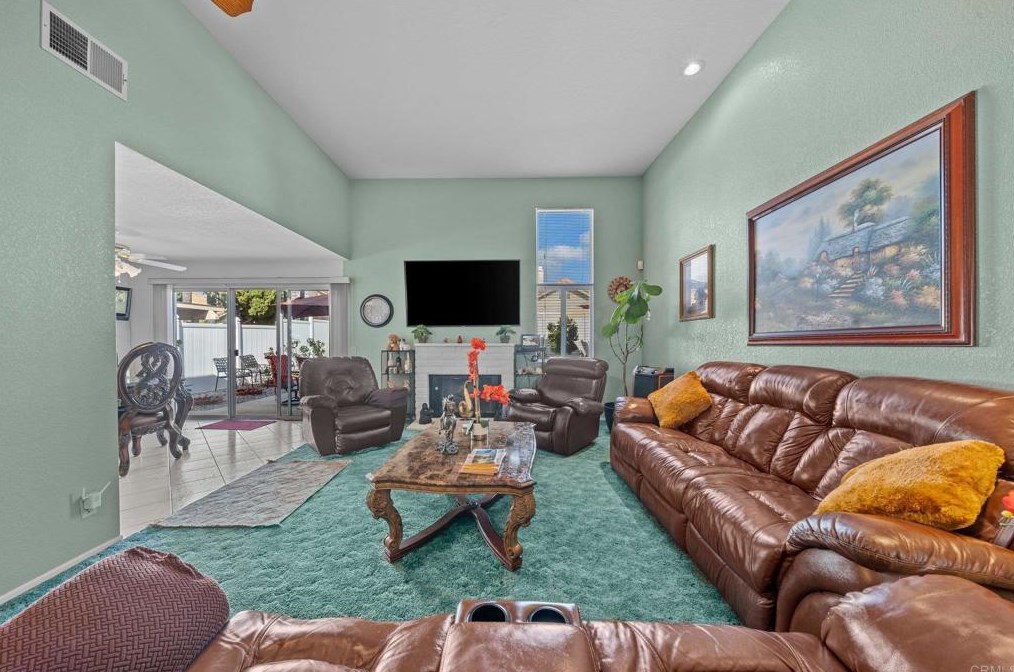 2616 Las Brisas Way, Hemet CA  92545-1580 exterior