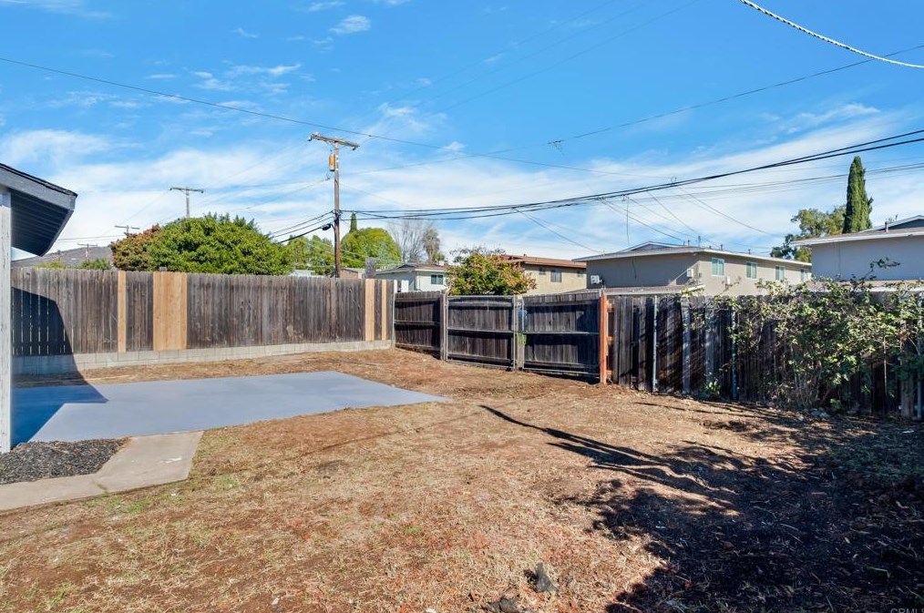 417 Sacramento Ave, Spring Valley CA  91977-5939 exterior