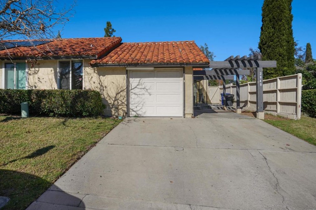 2840 Glen Canyon Cir, Spring Valley, CA 91977-6721