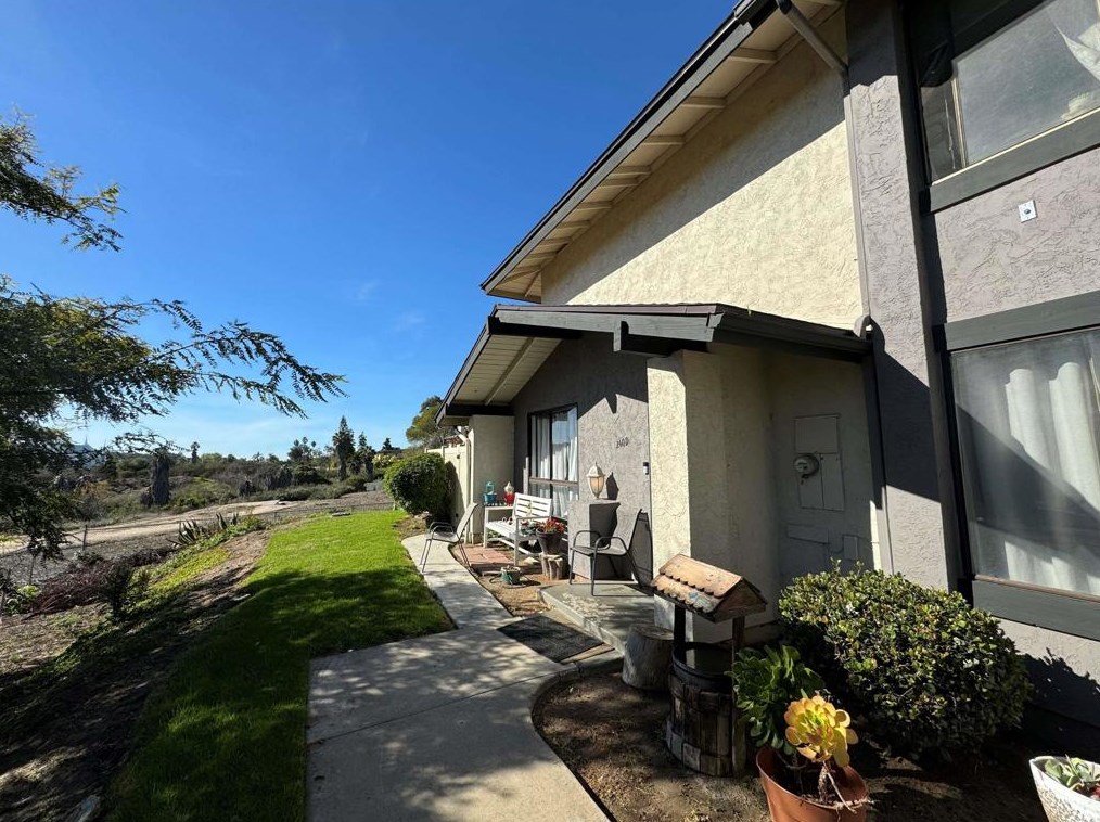 260 Rancho Dr #d, Chula Vista, CA 91911
