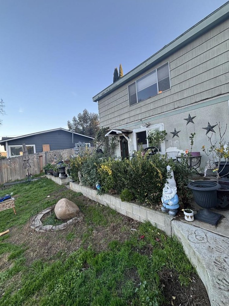 8584 Atlas View Dr, Santee, CA 92071