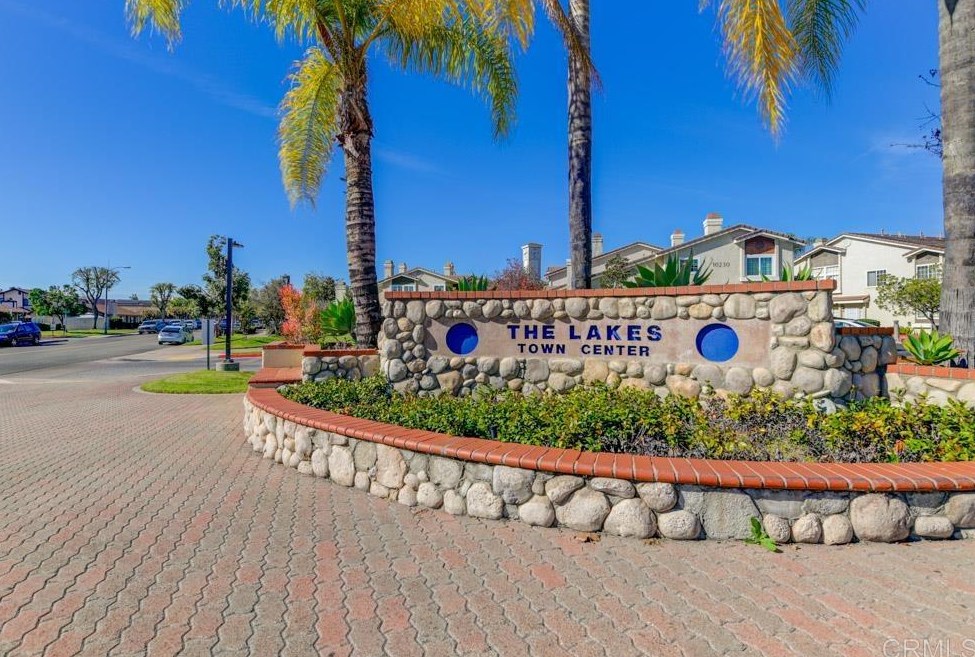 10130 Palm Glen Dr #27, Santee, CA 92071