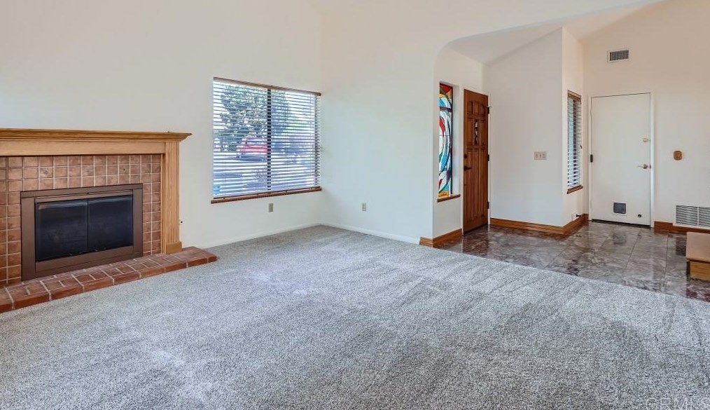 2101 Cuyamaca Ct, Spring Valley CA  91977-7021 exterior