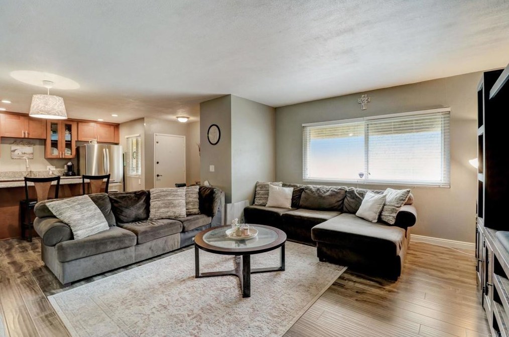 8445 Graves Ave #5, Santee, CA 92071