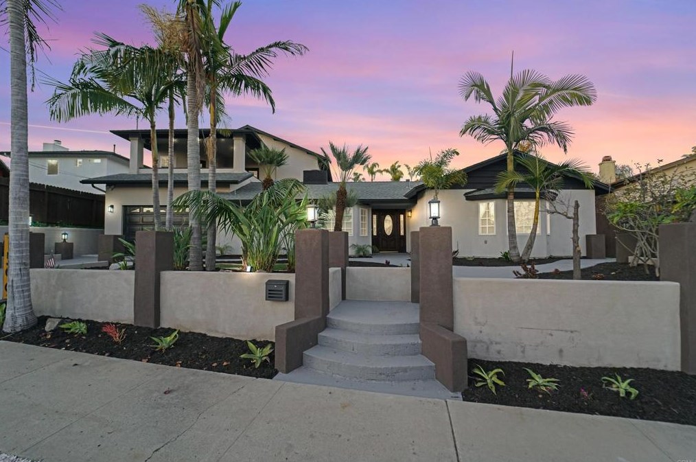 1599 Olive Hills Ave, El Cajon, CA 92021-3550