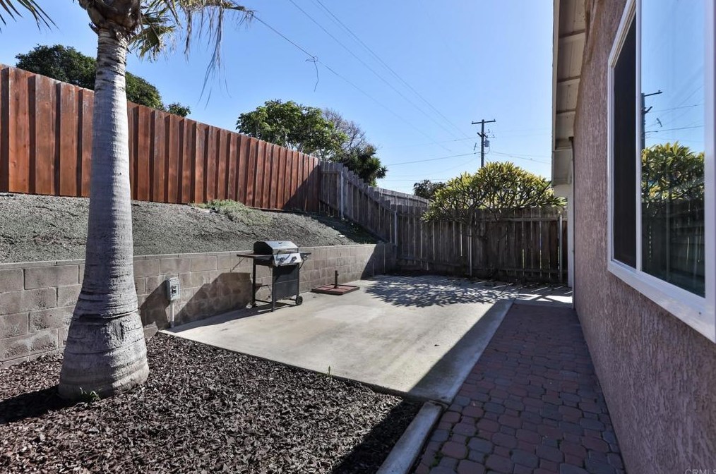 1139 Cuyamaca Ave, Chula Vista CA  91911-3505 exterior