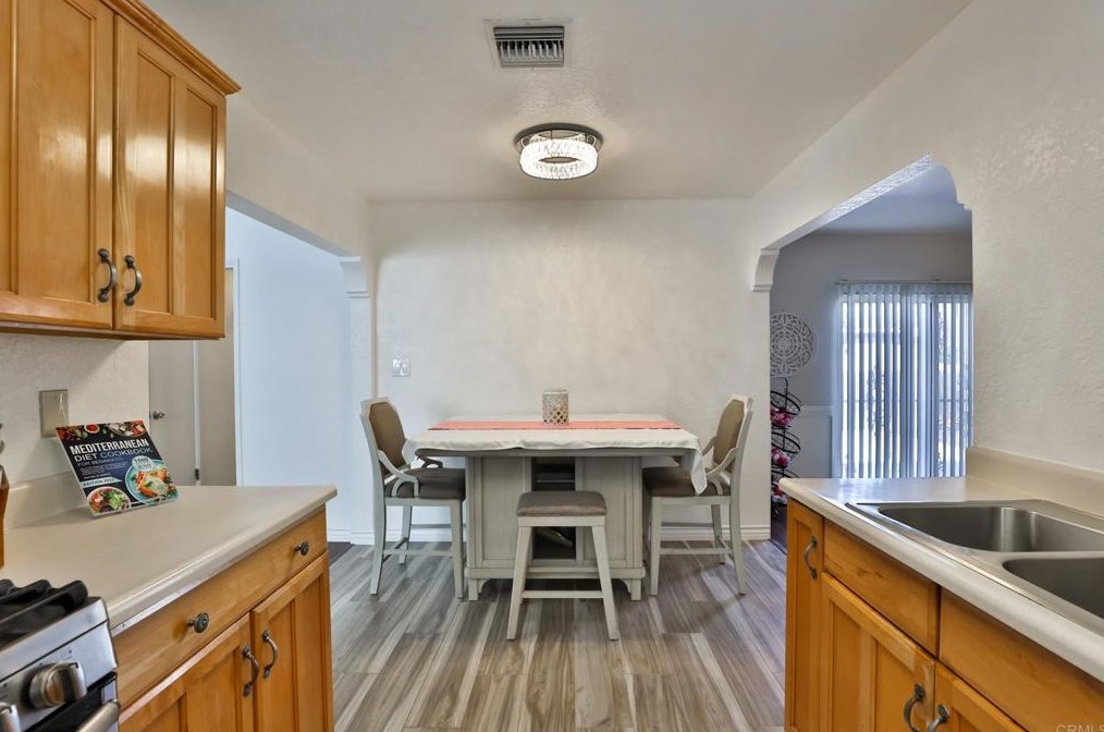 1139 Cuyamaca Ave, Chula Vista CA  91911-3505 exterior
