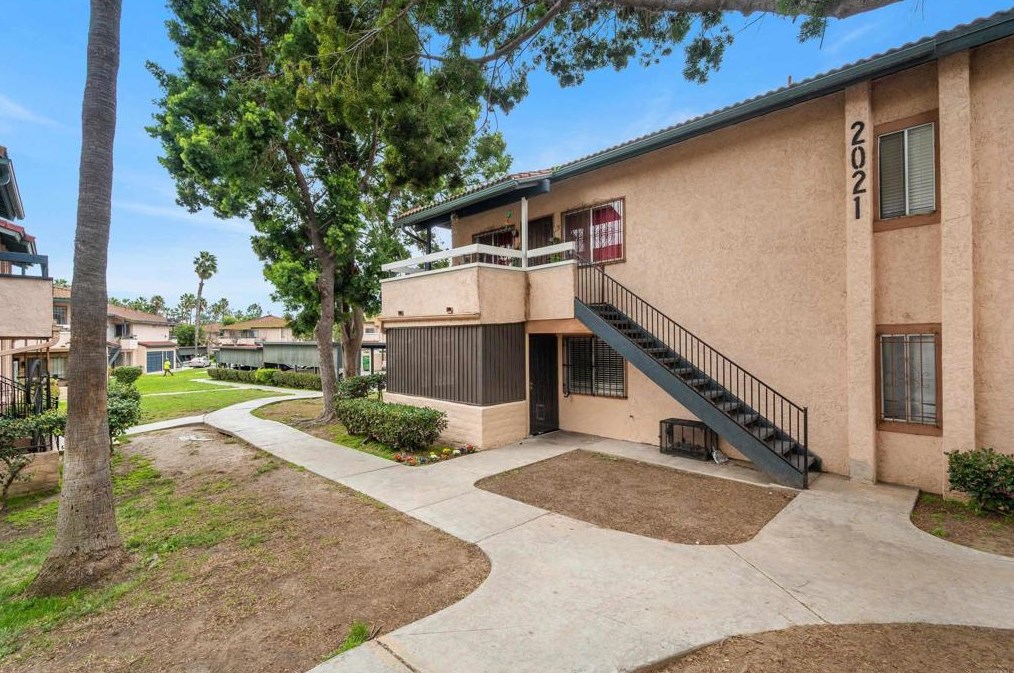 2021 Dairy Mart Rd #9, San Diego, CA 92173