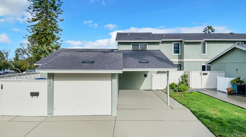 1832 Gatepost Rd, Encinitas, CA 92024