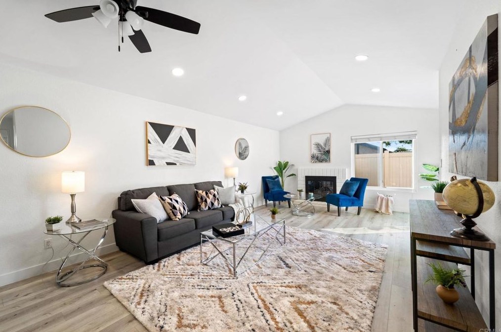 10371 Frank Ln, Santee, CA 92071