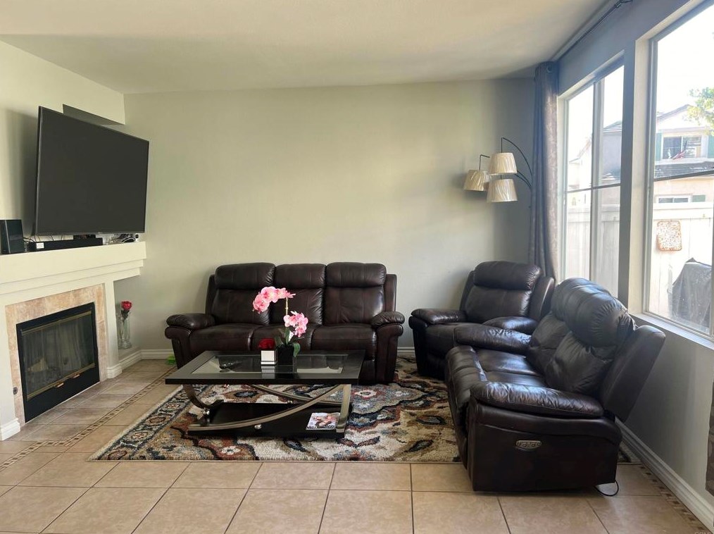 1212 Calle Tesoro, Chula Vista, CA 91915