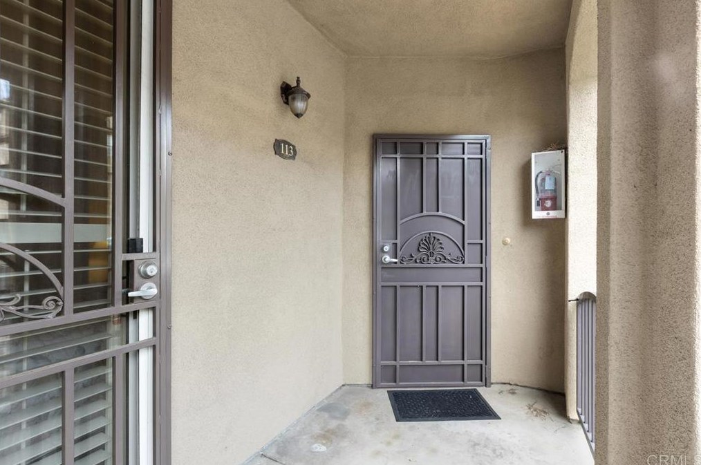 1886 Nantes Pl, Chula Vista, CA 91913-5901
